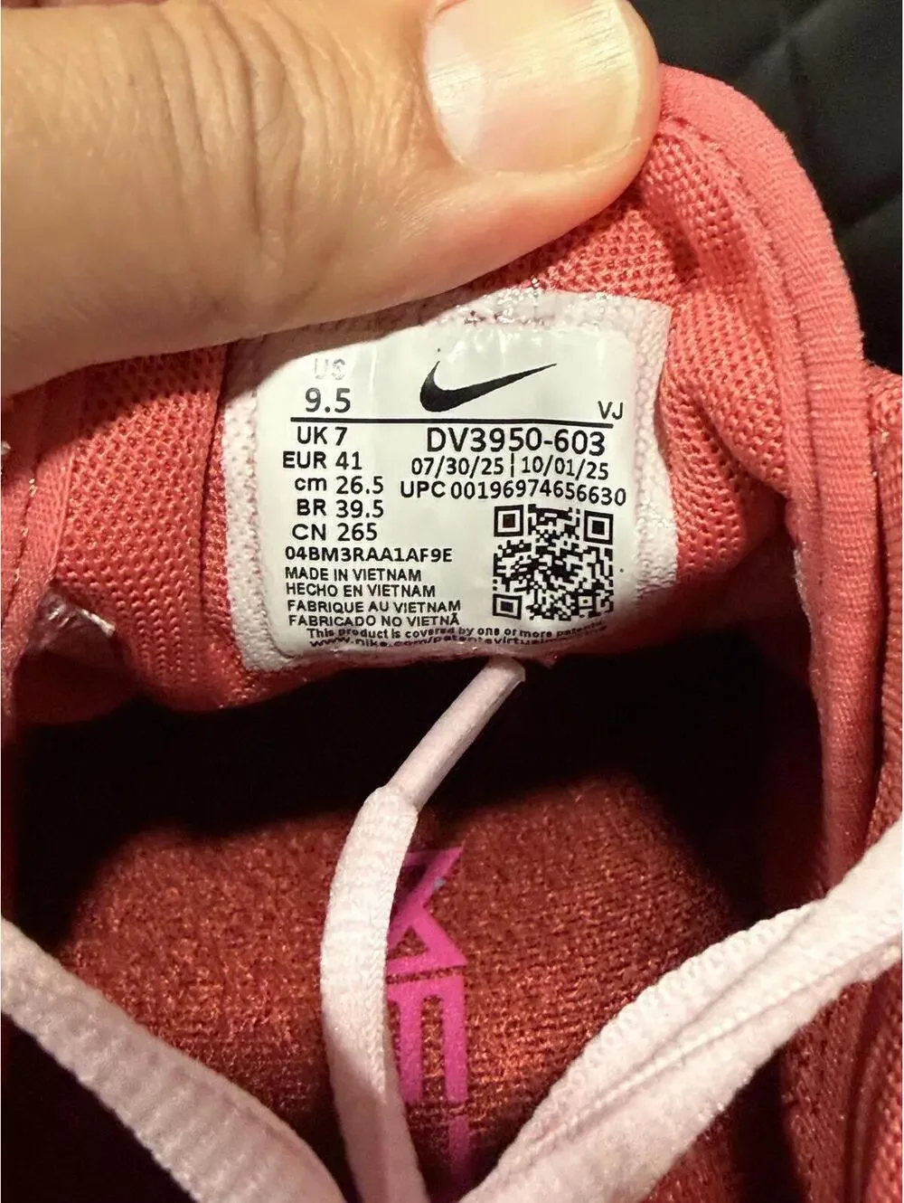 Size 9.5 - Nike Women’s Free Metcon 5 Premium “Pink Foam Adobe”